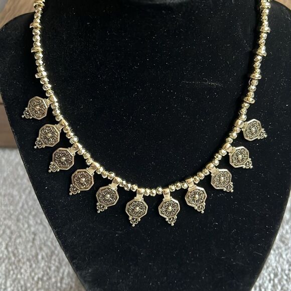 NWOT Premier Designs Gold and Stoned statement necklace - Picture 5 of 6
